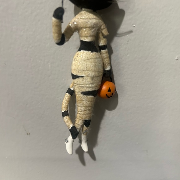 2 Hallmark sassy Cat ornament - Picture 7 of 9